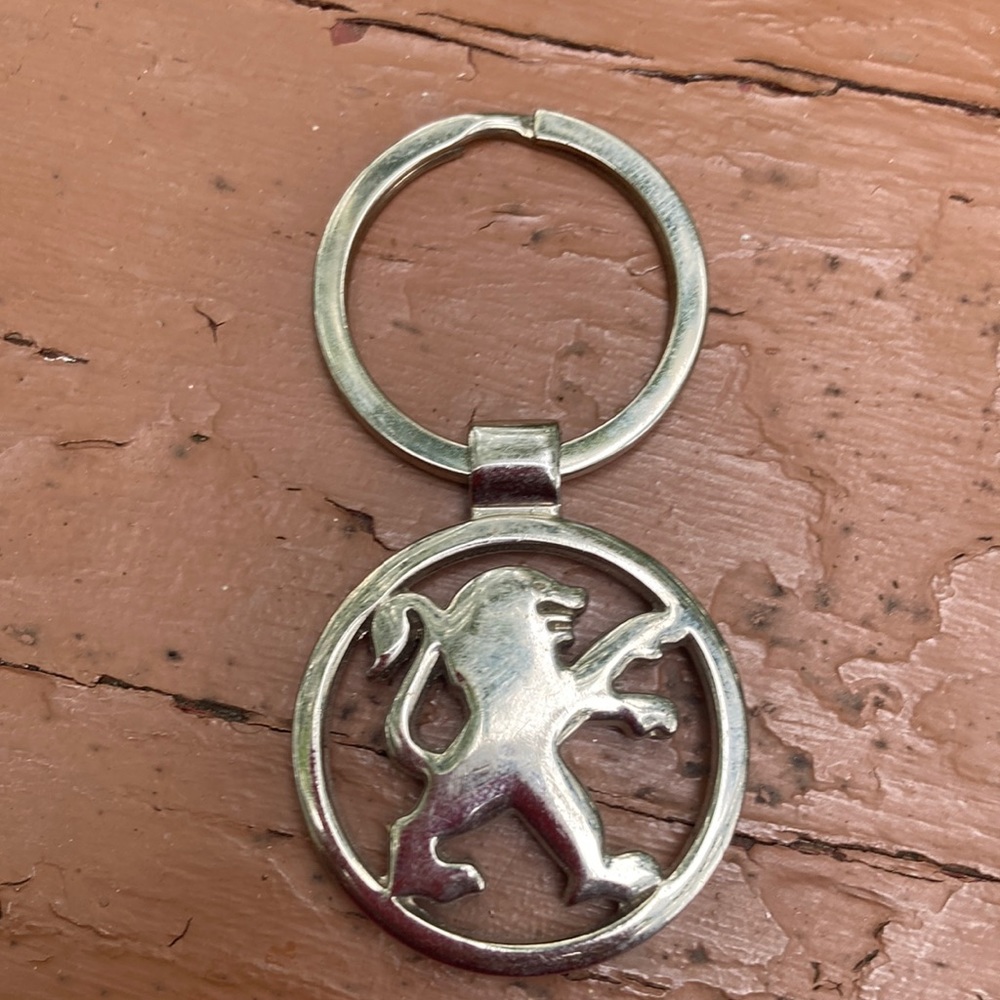 Peugeot silver keychain